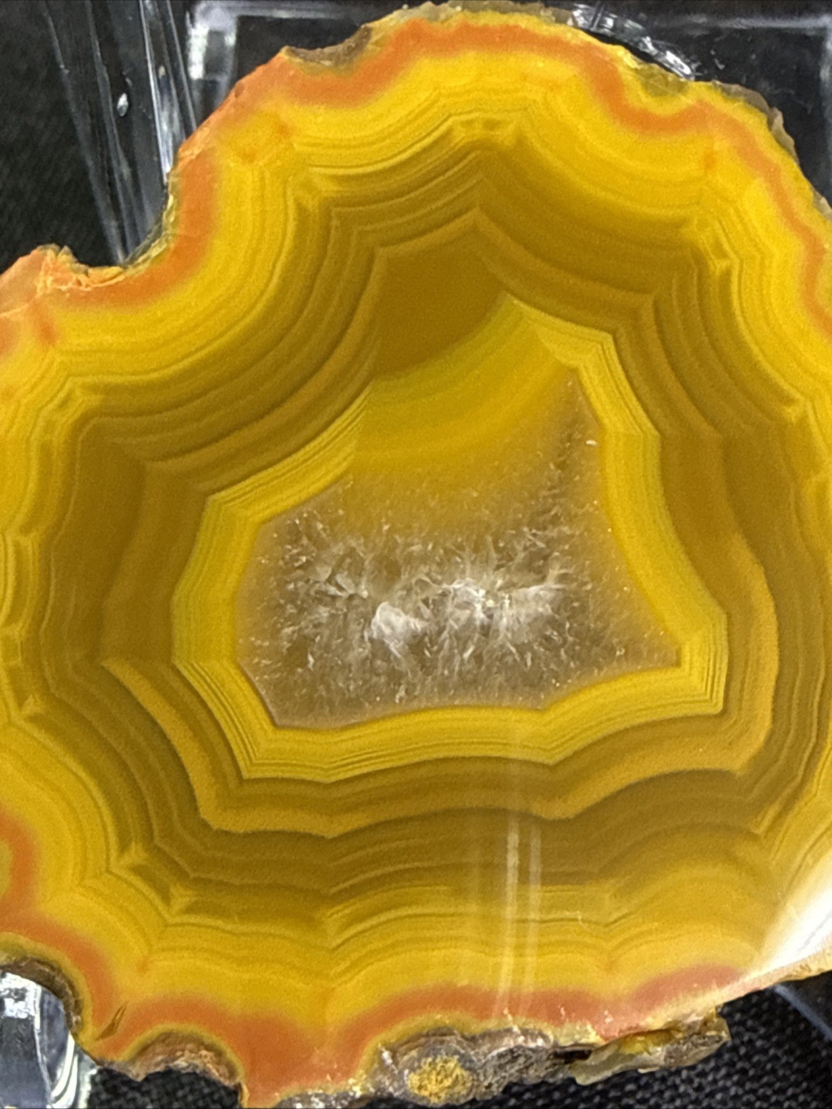 Warring States Agate, Specimen Display, Mirror Polish, Video, 42.5 Grams Warring States Agate, Specimen Display, Mirror Polish, Video, 42.5 Grams