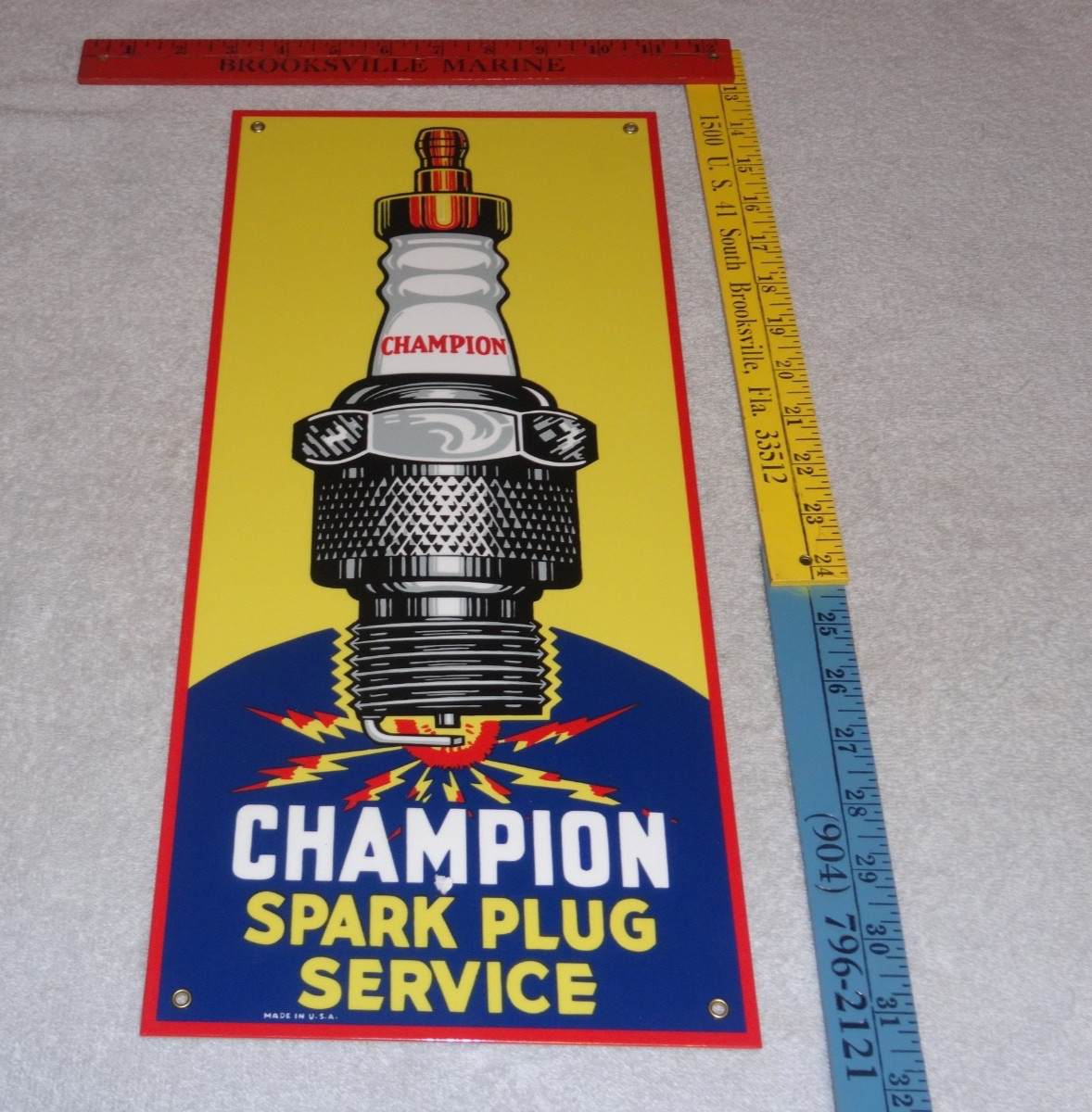 VINTAGE CHAMPION SPARK PLUG SERVICE 18" X 8" PORCELAIN METAL GASOLINE & OIL SIGN VINTAGE CHAMPION SPARK PLUG SERVICE 18" X 8" PORCELAIN METAL GASOLINE & OIL SIGN