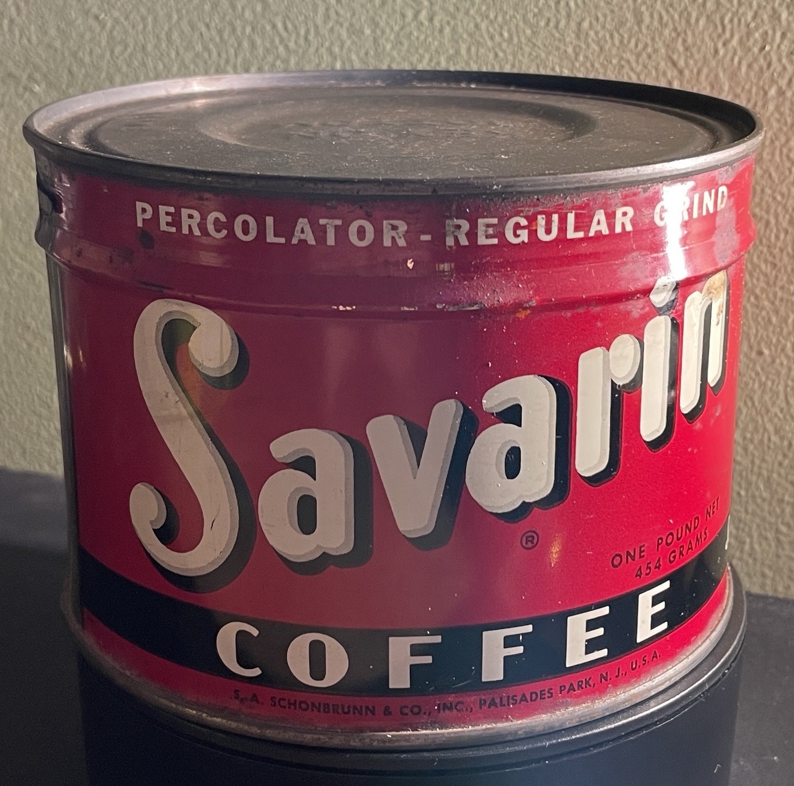 SAVARIN COFFEE 1 POUND KEYWIND TIN CAN FULL UNOPENED PERCOLATOR GRIND SAVARIN COFFEE 1 POUND KEYWIND TIN CAN FULL UNOPENED PERCOLATOR GRIND
