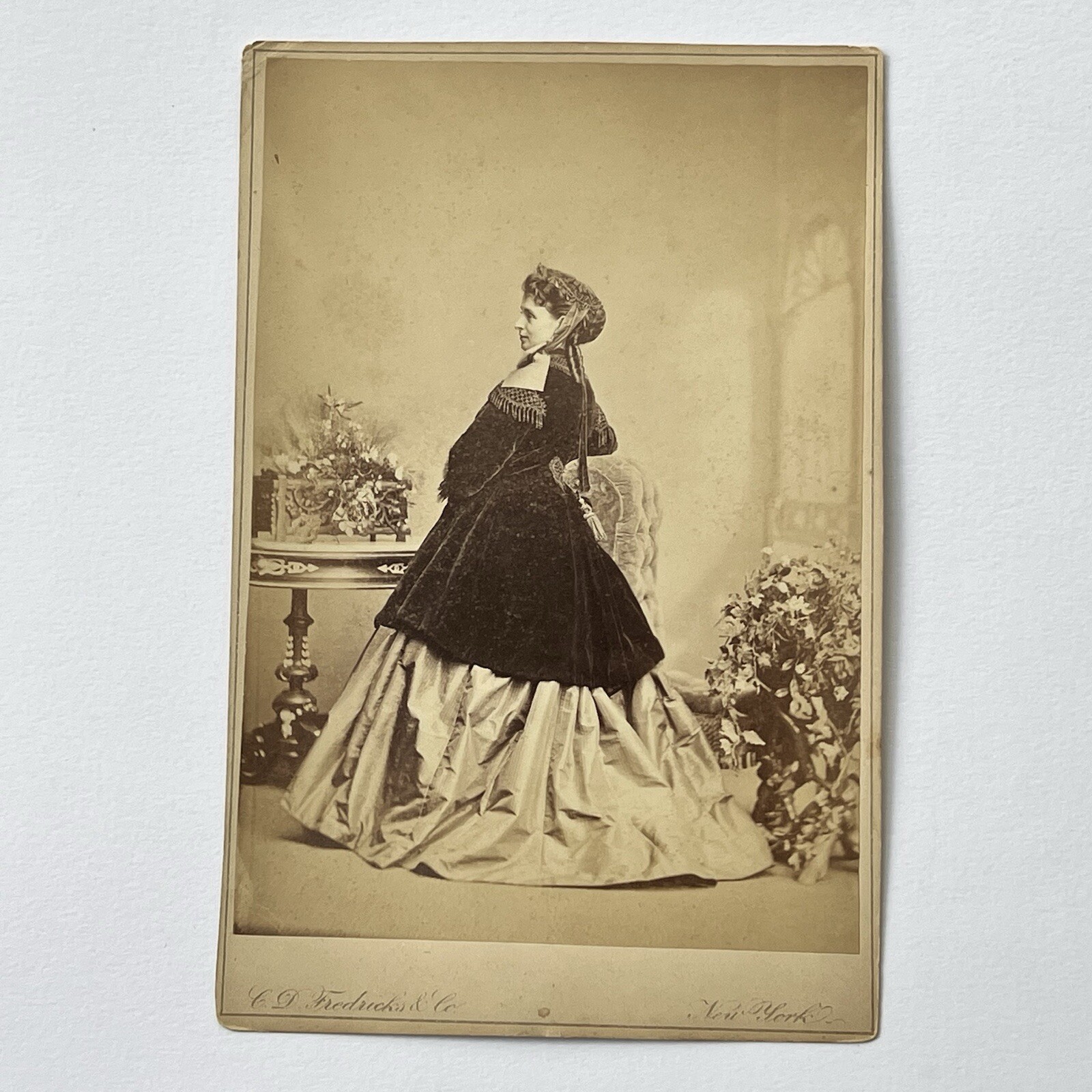 Antique Cabinet Card Photograph Beautiful Young Fashionable Woman Broadway NY Antique Cabinet Card Photograph Beautiful Young Fashionable Woman Broadway NY