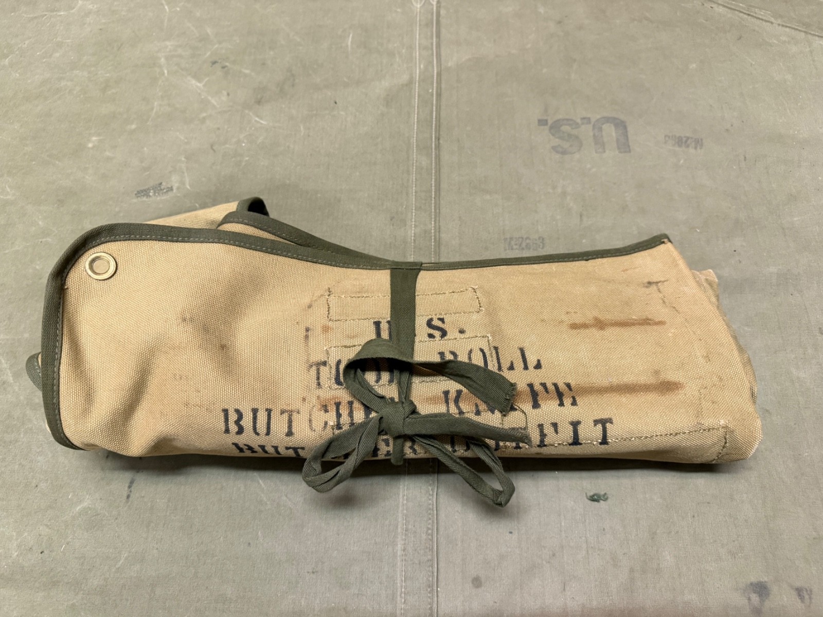 ORIGINAL WWII US ARMY M1937 BUTCHER OUTFIT KNIVES UTENSILS ROLL W/ INSERTS ORIGINAL WWII US ARMY M1937 BUTCHER OUTFIT KNIVES UTENSILS ROLL W/ INSERTS