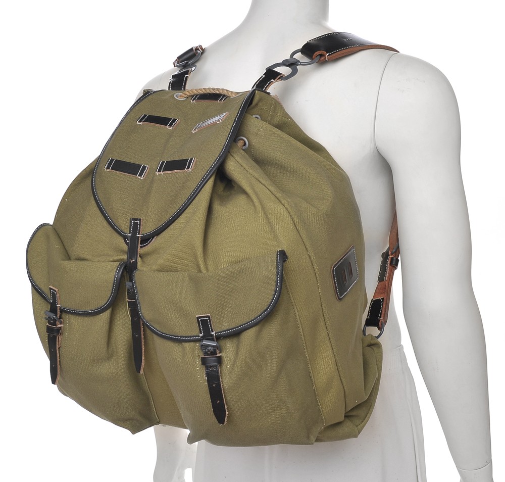 German WW2 M31 Rucksack with Leather Straps Field Green German WW2 M31 Rucksack with Leather Straps Field Green