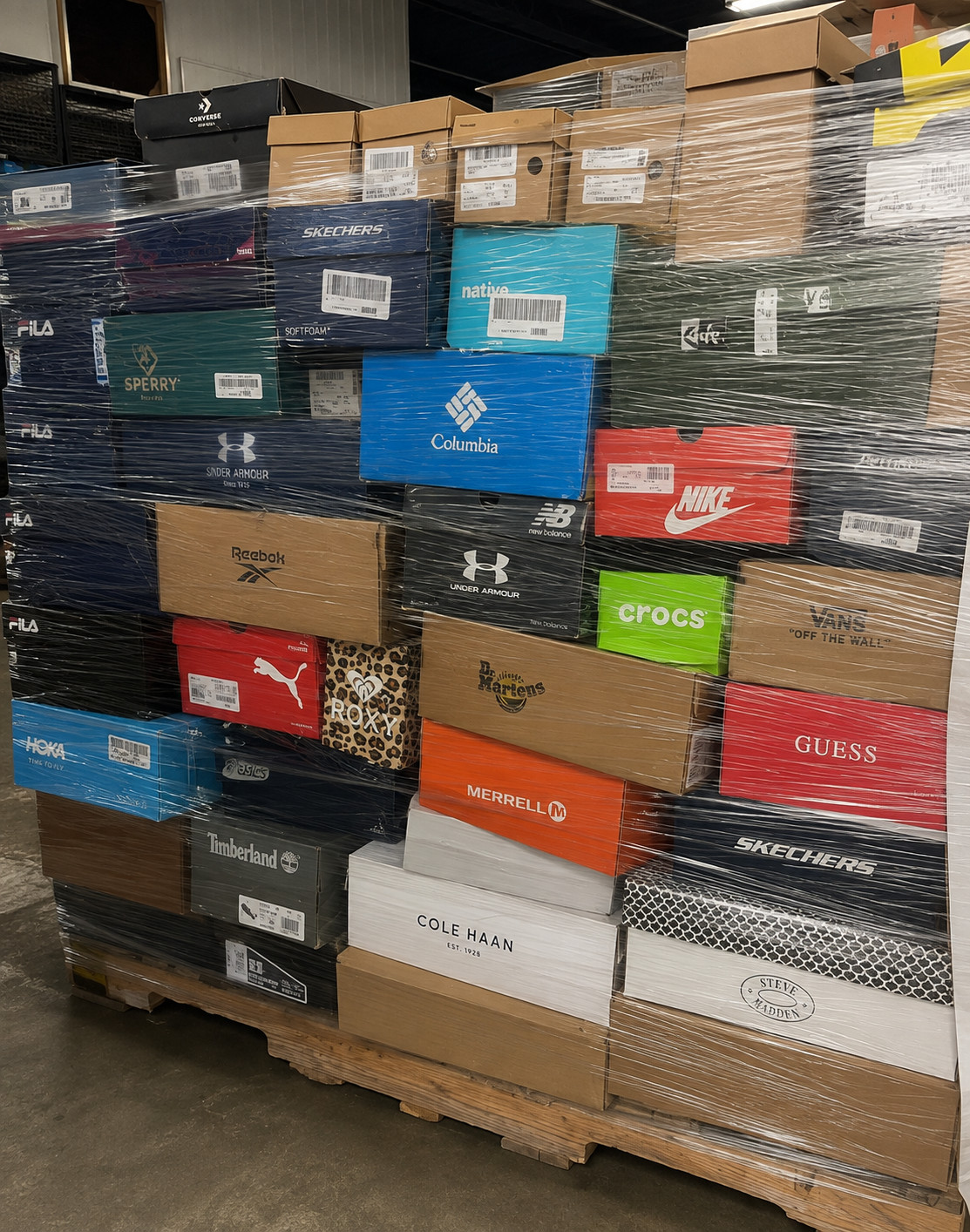 Amazon Mixed Consumer Goods Wholesale Lot High Value Merchandise Amazon Mixed Consumer Goods Wholesale Lot High Value Merchandise