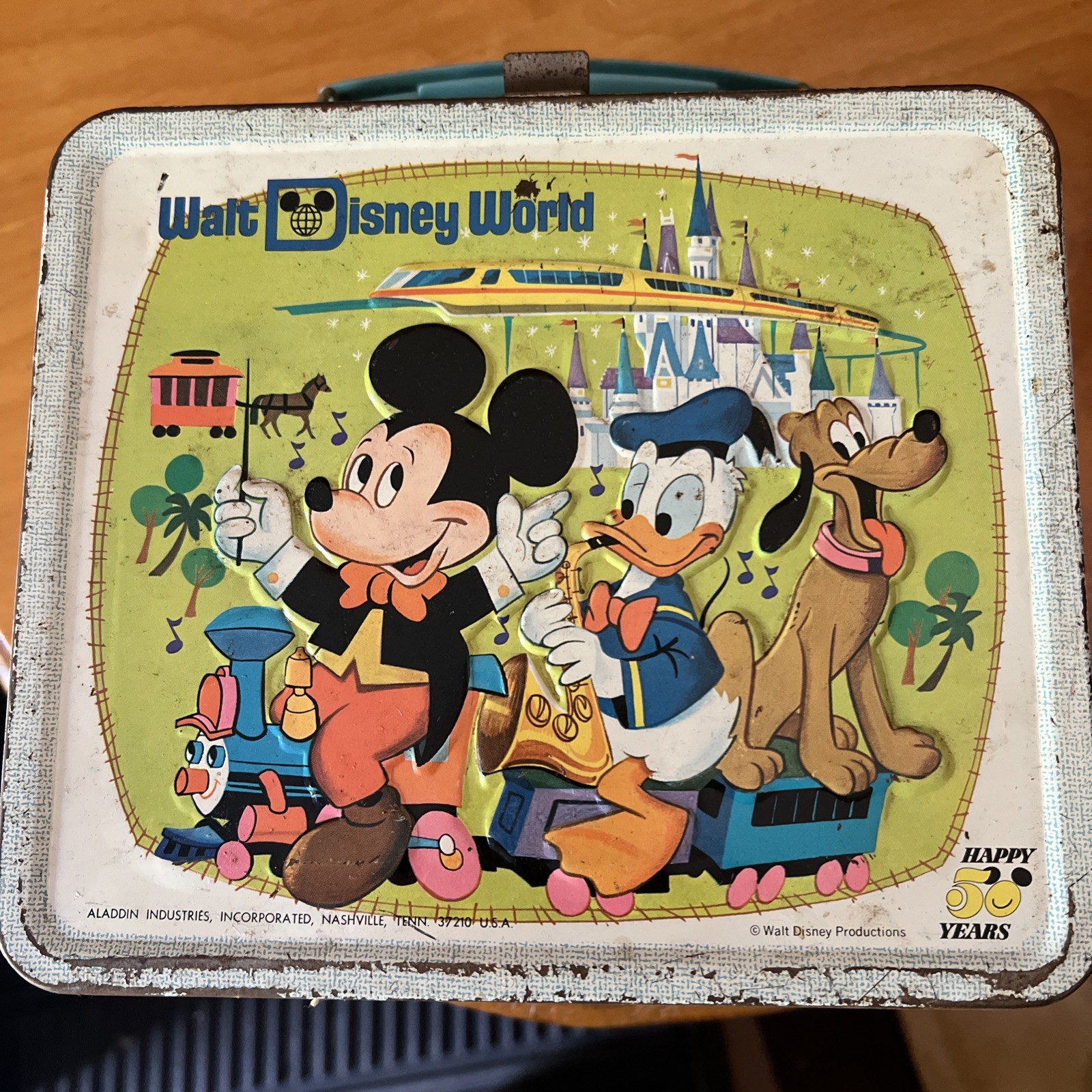 Vintage 1970s Walt Disney World Aladdin Metal Lunch Box HAPPY 50 YEARS Vintage 1970s Walt Disney World Aladdin Metal Lunch Box HAPPY 50 YEARS