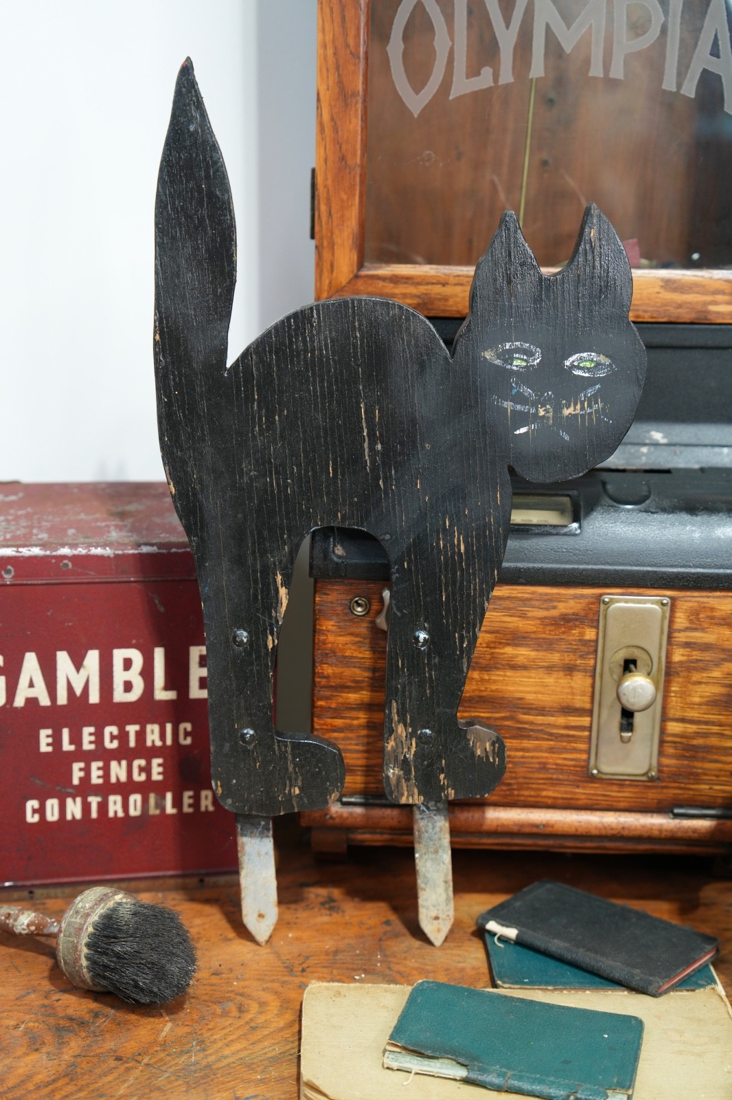 Vintage Halloween Black Cat Arched Back wood Decoration Sign Antique Vintage Halloween Black Cat Arched Back wood Decoration Sign Antique