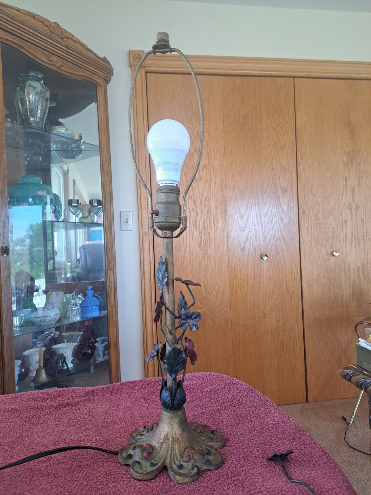 Art Deco Antique Parlor Office Table Lamp Wrought Iron Floral Applique Art Deco Antique Parlor Office Table Lamp Wrought Iron Floral Applique