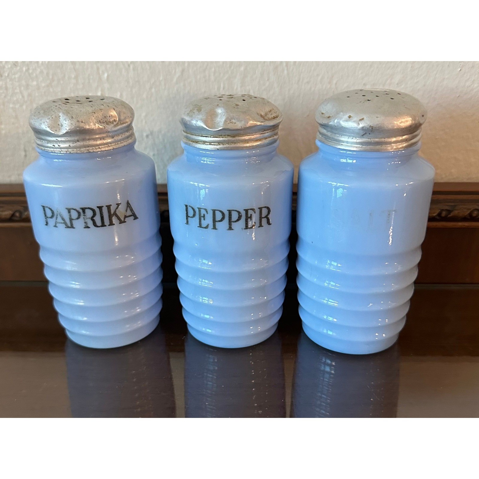 Vintage McKee Delphite Blue Beehive Salt Pepper Paprika Shaker Set Vintage McKee Delphite Blue Beehive Salt Pepper Paprika Shaker Set