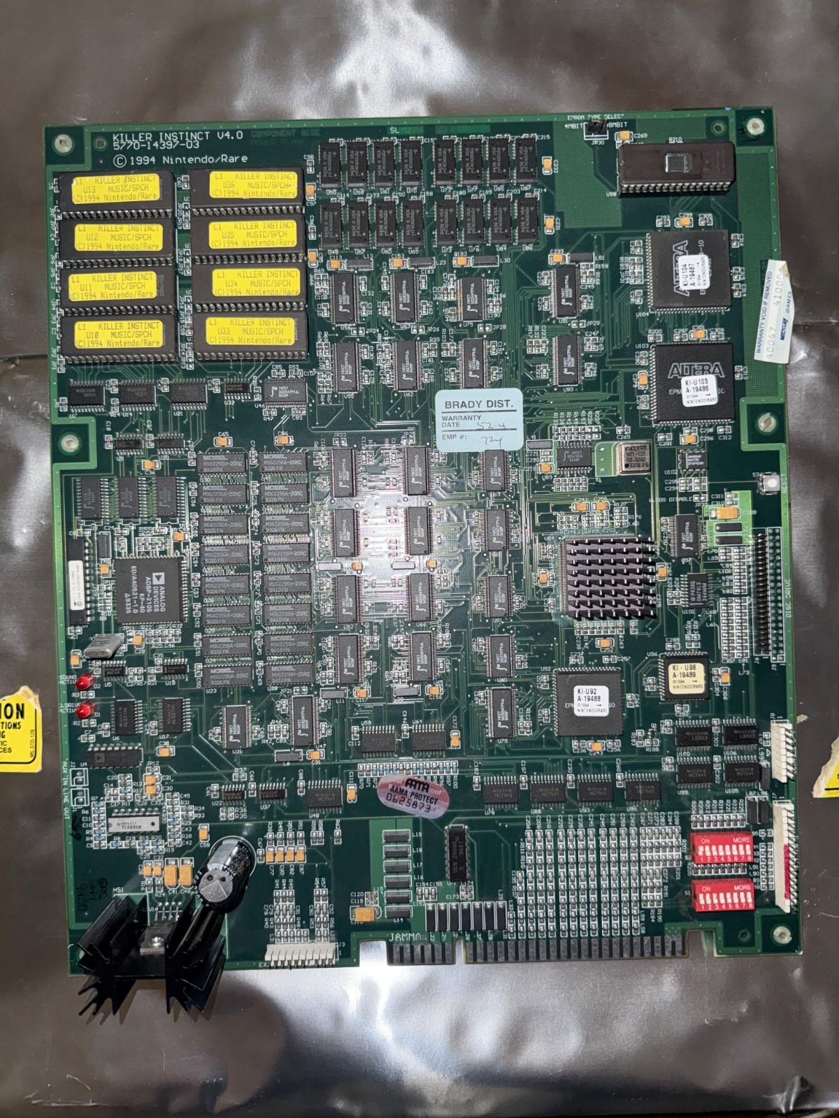 Killer Instinct PCB Arcade Board with original Hard Drive- Nintendo/ Rare 1994 Killer Instinct PCB Arcade Board with original Hard Drive- Nintendo/ Rare 1994