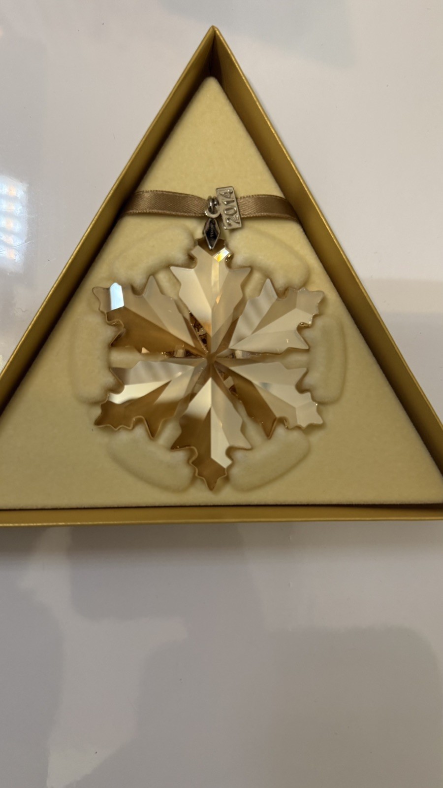 Swarovski Crystal SCS 2014 Annual Edition Gold Snowflake Ornament NIB 5059027 Swarovski Crystal SCS 2014 Annual Edition Gold Snowflake Ornament NIB 5059027