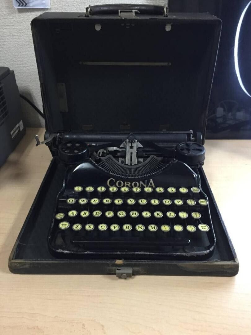 1925 Corona Four Vintage Typewriter