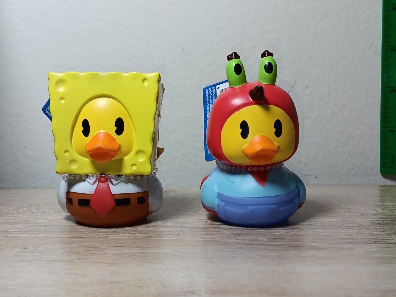 2.5" MR KRABS + SPONGEBOB Squarepants Nickelodeon Duckalooz 2.5" MR KRABS + SPONGEBOB Squarepants Nickelodeon Duckalooz