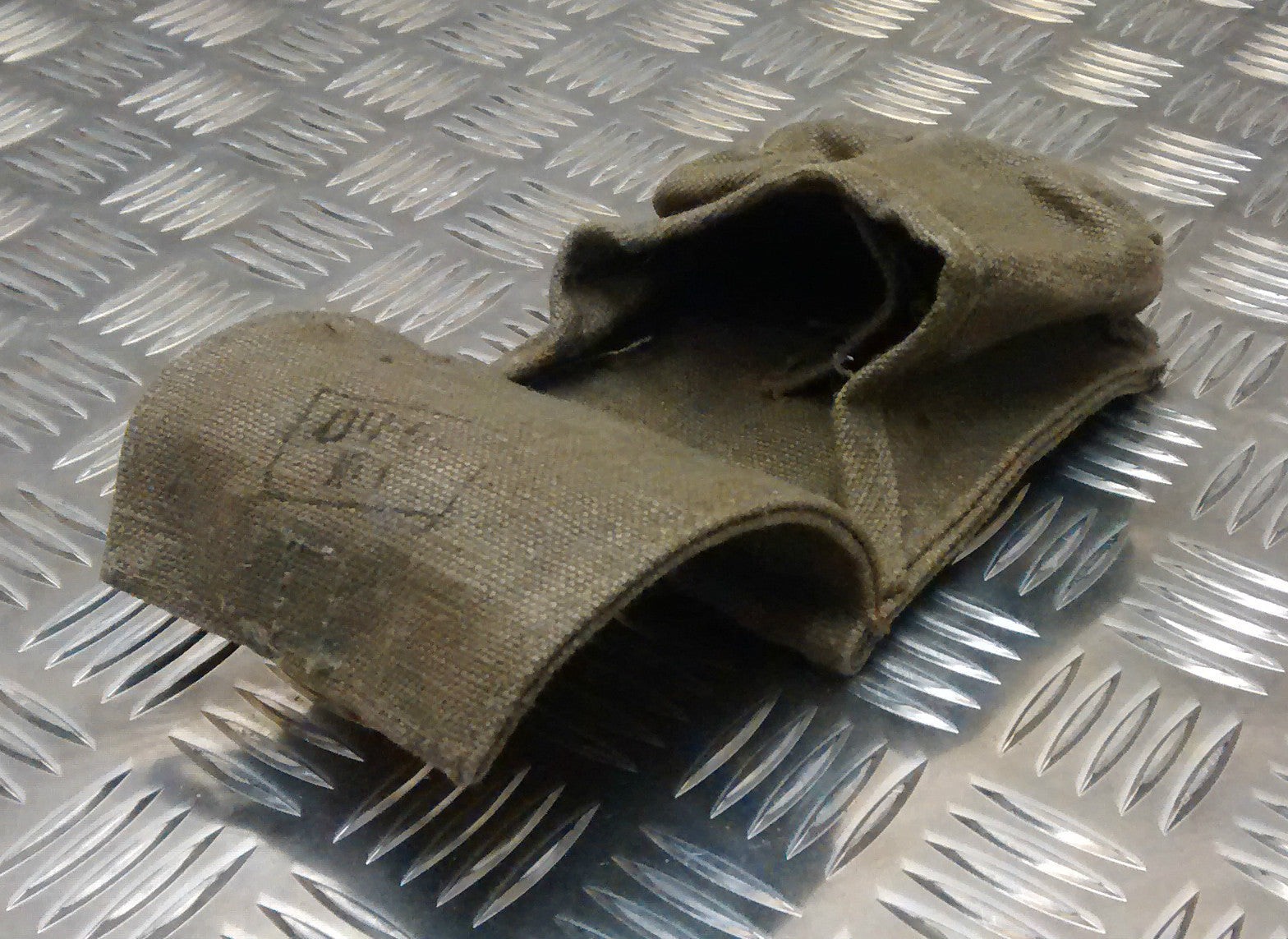 Soviet-era Style Army Vintage Canvas Grenade Pouch With Belt Loops