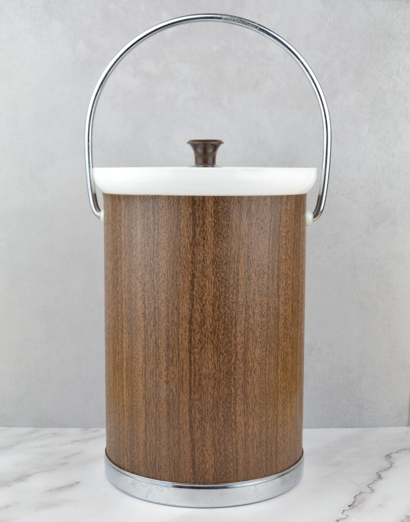 Kromex MCM Brown Ice Bucket with Metal Handle Made in USA Mid Century Vintage Kromex MCM Brown Ice Bucket with Metal Handle Made in USA Mid Century Vintage