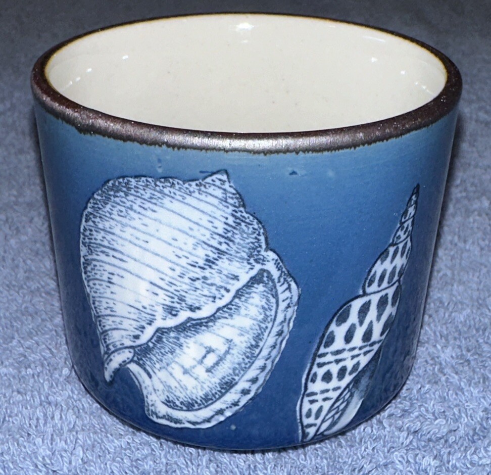 Vintage Otagiri Style Stoneware Sake Tea Cup Speckled Shell Design Vintage Otagiri Style Stoneware Sake Tea Cup Speckled Shell Design