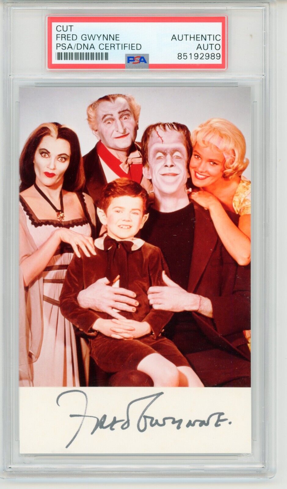 Fred Gwynne ~ Signed Autographed The Munsters Photo ~ PSA DNA Encased