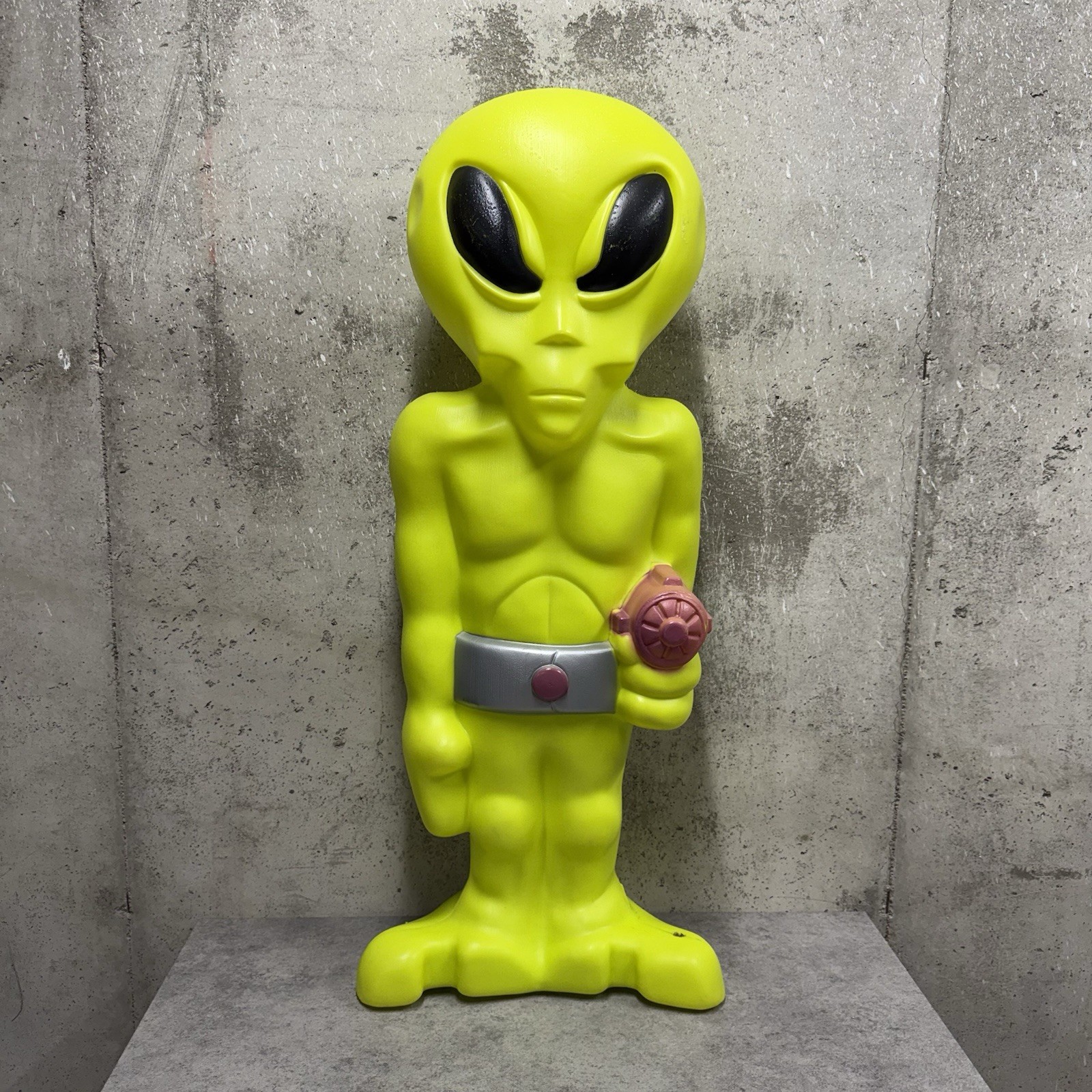 RARE Vintage Blow Mold ALIEN 36" Halloween General Foam Plastics Doomsday Laser