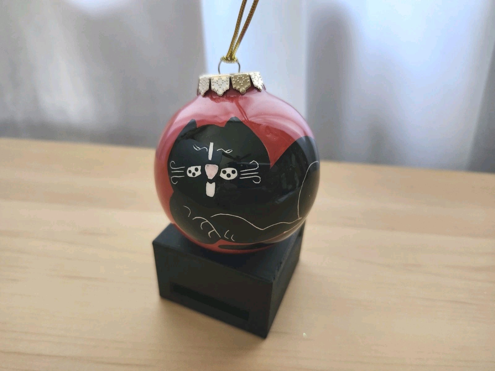 Laurel Burch Red 3" Christmas Black Cat Ornament "Meowy Christmas", Appears New Laurel Burch Red 3" Christmas Black Cat Ornament "Meowy Christmas", Appears New