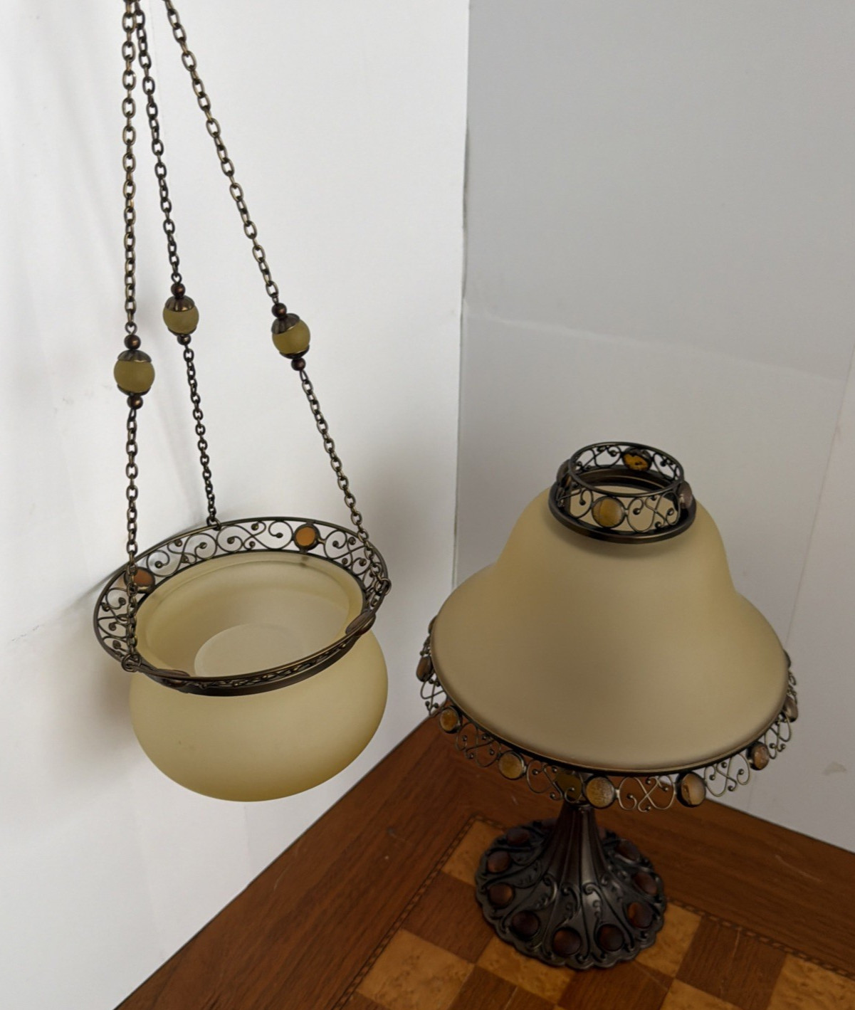PartyLite Hanging Lamp & Tealight Lamp PARIS RETRO (Lot of 2) P7674 P7798 NEW PartyLite Hanging Lamp & Tealight Lamp PARIS RETRO (Lot of 2) P7674 P7798 NEW