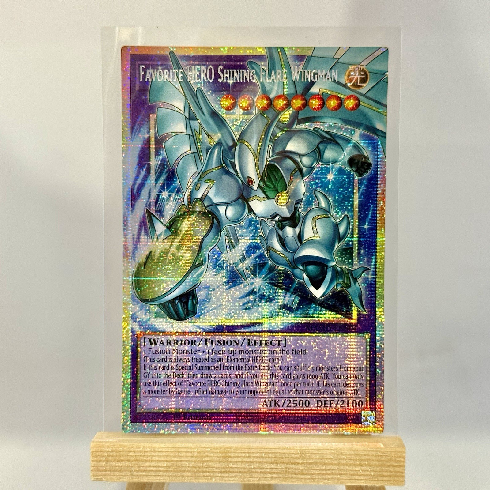 Favorite HERO Shining Flare Wingman (Starlight Rare) (Extended Art) MAMO-EN004 Favorite HERO Shining Flare Wingman (Starlight Rare) (Extended Art) MAMO-EN004