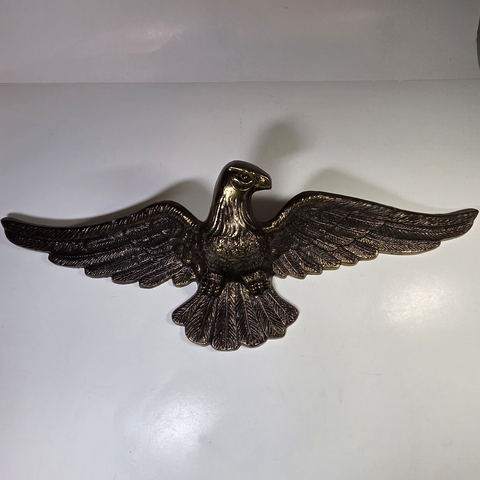 Vintage Brass American Eagle Wall Mount Plaque Colonial Style Wingspan 24” Vintage Brass American Eagle Wall Mount Plaque Colonial Style Wingspan 24”