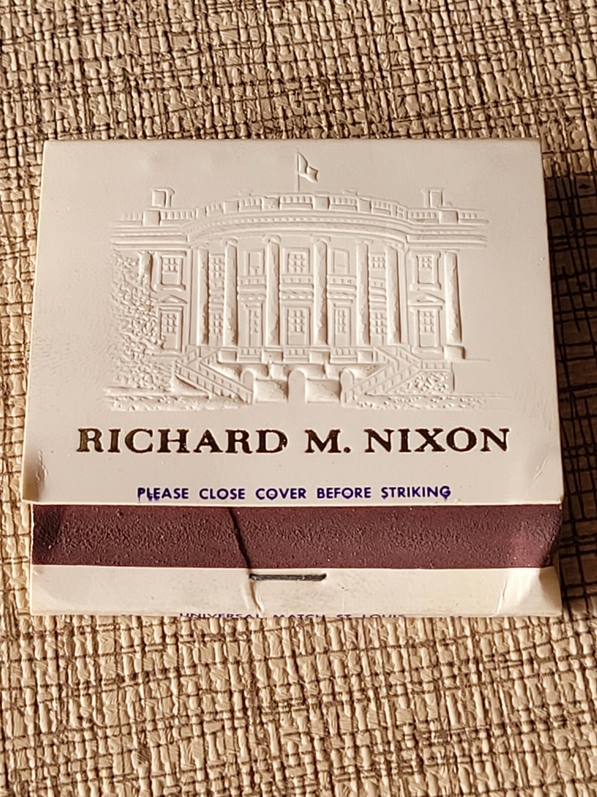 RICHARD M. NIXON PRESIDENTIAL SEAL COMPLETE UNUSED WHITE HOUSE MATCHBOOK -1969 RICHARD M. NIXON PRESIDENTIAL SEAL COMPLETE UNUSED WHITE HOUSE MATCHBOOK -1969