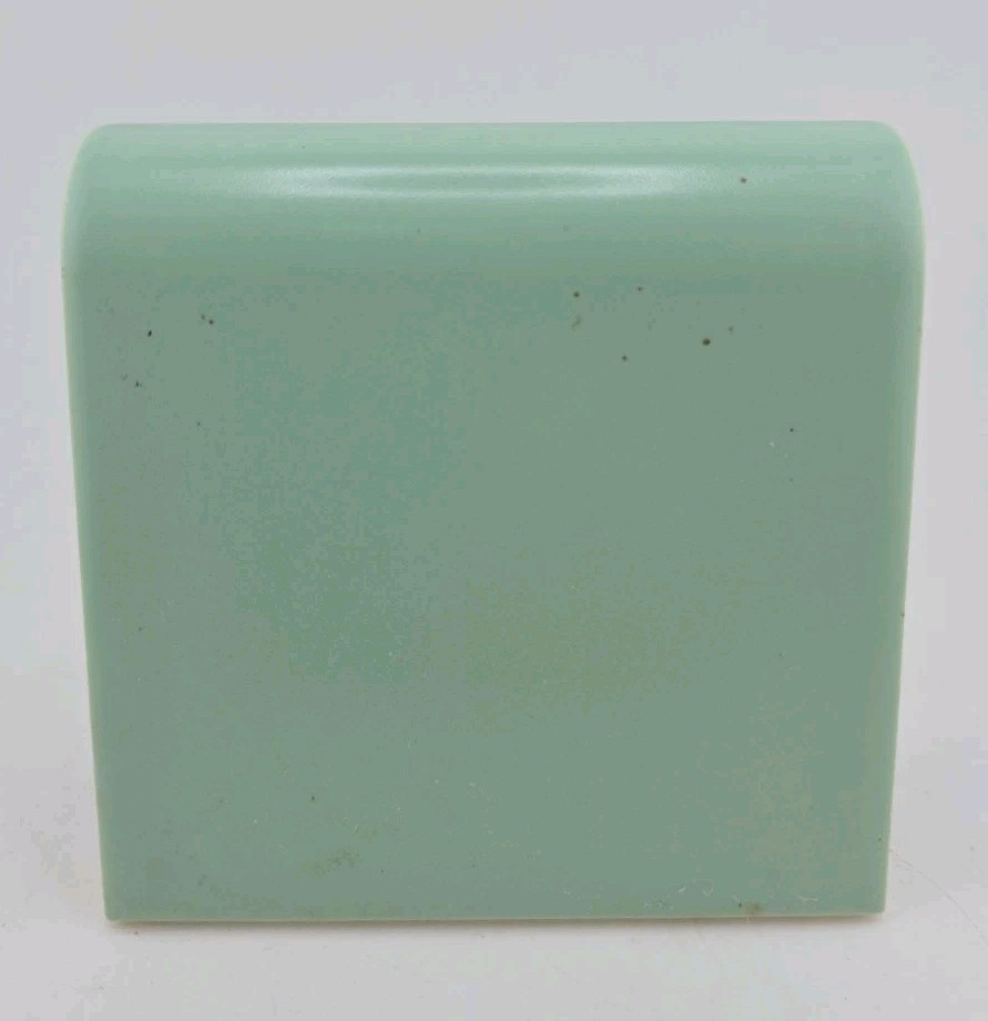 Vtg American Olean Ceramic Tile: Leaf Green Bullnose 4.25" X 4.25" NOS Vtg American Olean Ceramic Tile: Leaf Green Bullnose 4.25" X 4.25" NOS