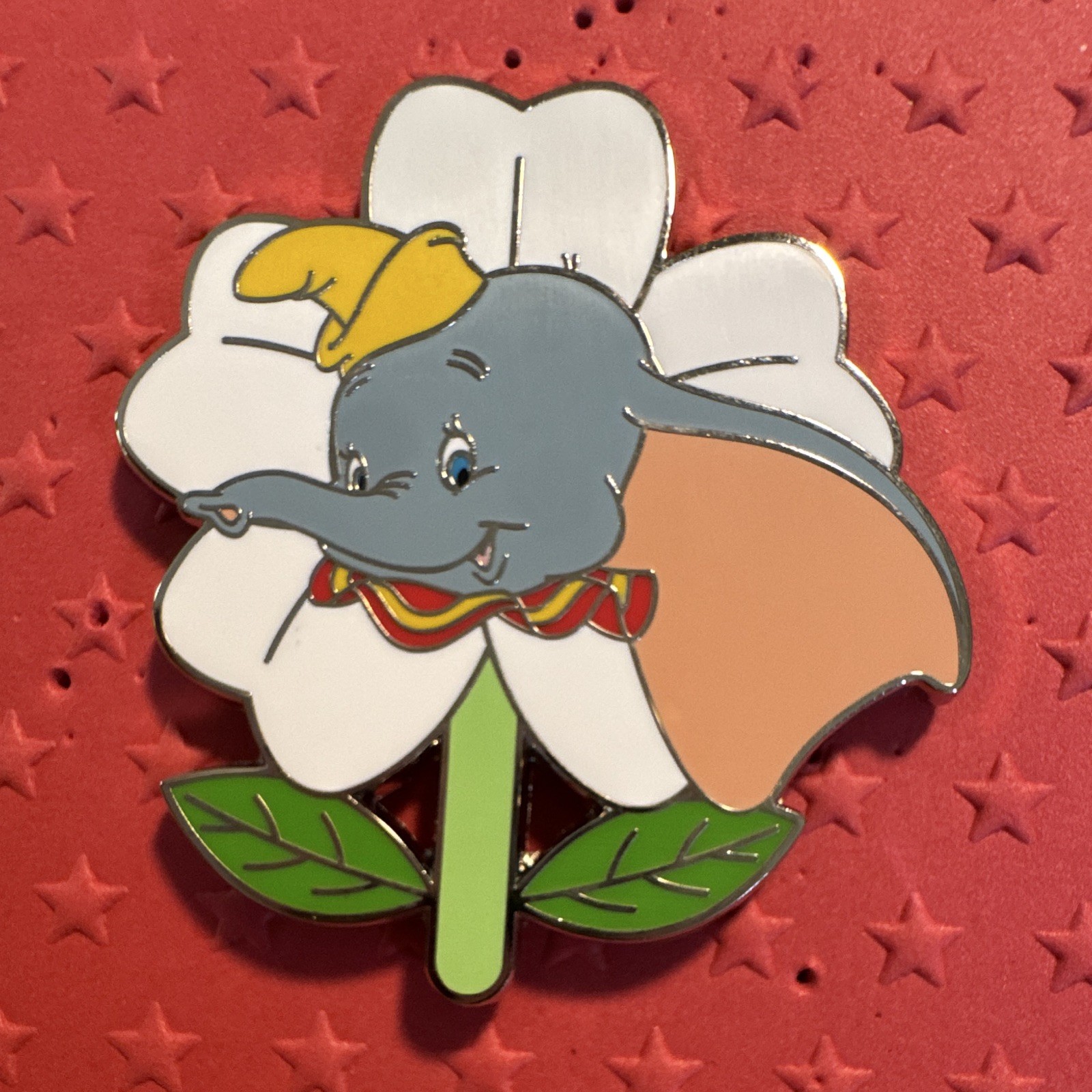 Disney Dumbo Flower Theme Enamel Single Pin - Disney Blooms Disney Dumbo Flower Theme Enamel Single Pin - Disney Blooms