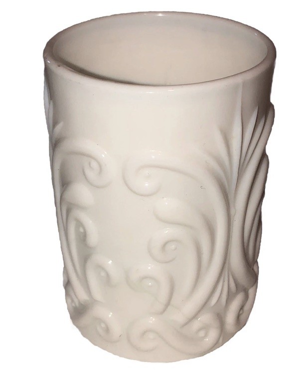 Nice Vintage Challinor Taylor White Milk glass Tumbler 