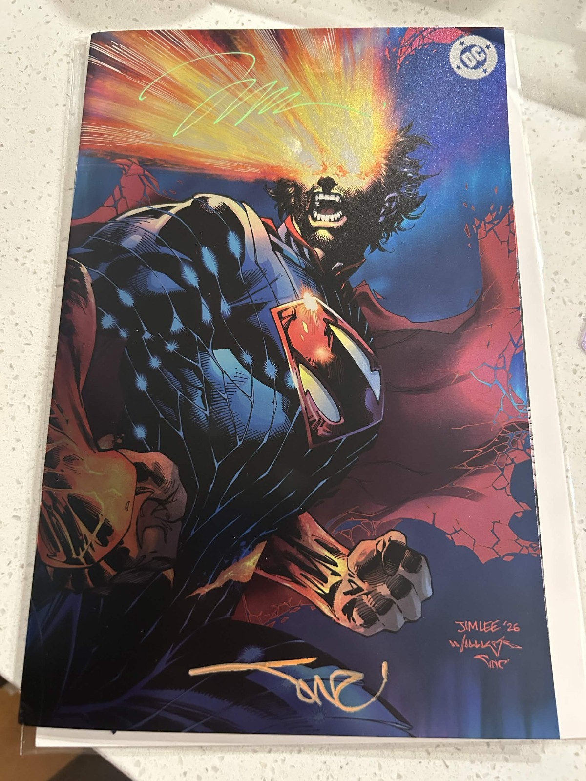 Absolute Superman #21 SDCC FOIL 2x SIGNED JIM LEE & ALEX SINCLAIR *dmg corner* Absolute Superman #21 SDCC FOIL 2x SIGNED JIM LEE & ALEX SINCLAIR *dmg corner*