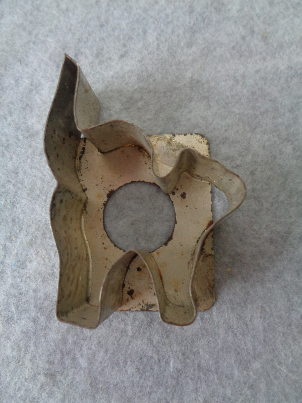 Antique Soldered Tin Metal Cat Cookie Cutter Antique Soldered Tin Metal Cat Cookie Cutter
