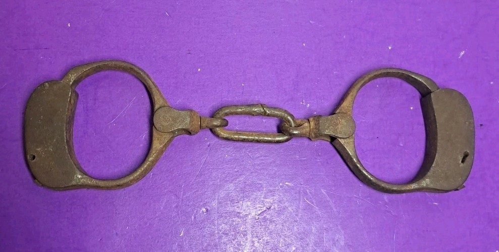 Antique 1880's - 1890's Handcuffs No Key Antique 1880's - 1890's Handcuffs No Key