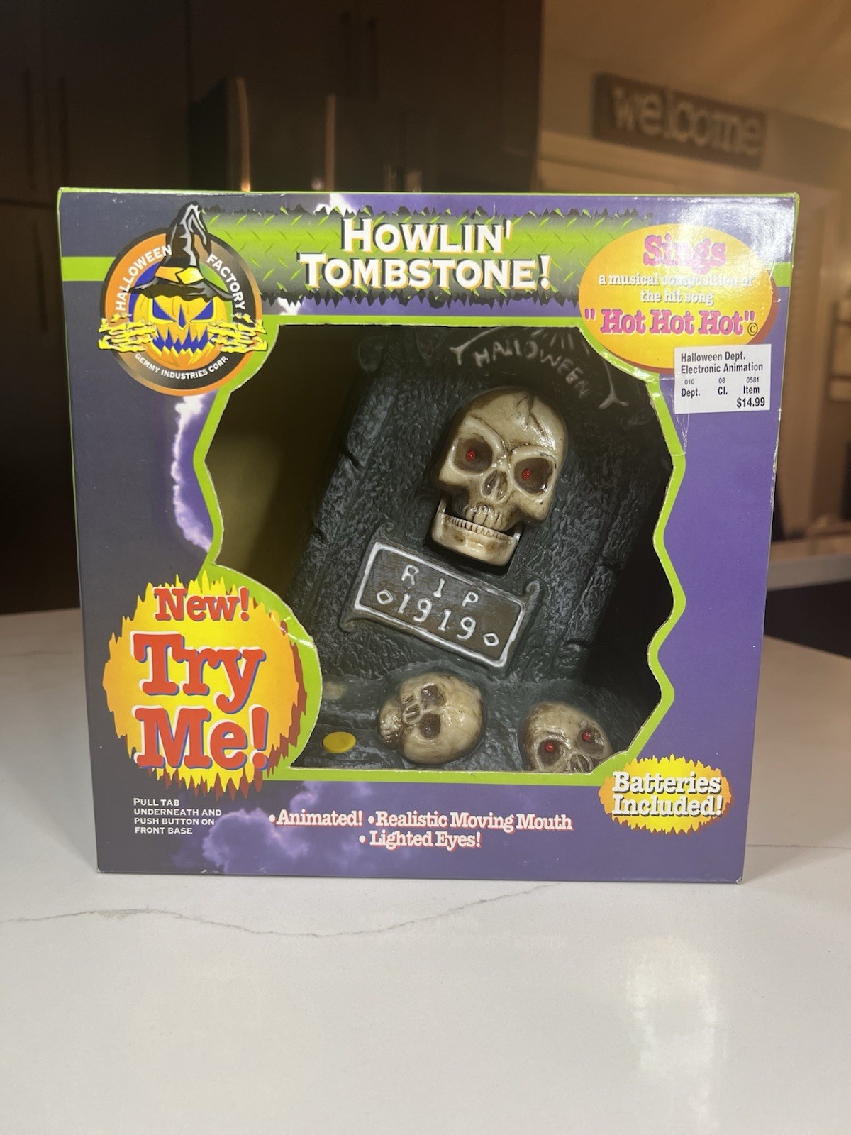 Vintage 1997 Halloween Gemmy Howlin Tombstone Sings "Hot Hot Hot” Lighted Eyes Vintage 1997 Halloween Gemmy Howlin Tombstone Sings "Hot Hot Hot” Lighted Eyes