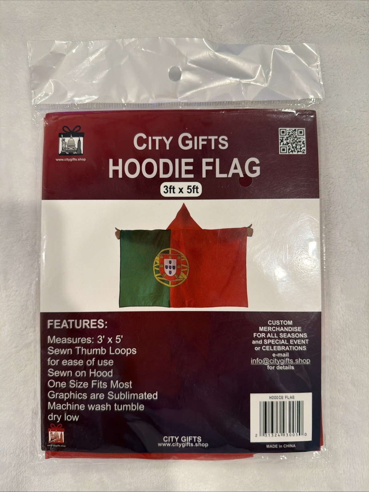Portugal Hoodie Flag - 3 ft x 5 ft - One Size Fits Most - City Gifts 🇵🇹 Portugal Hoodie Flag - 3 ft x 5 ft - One Size Fits Most - City Gifts 🇵🇹