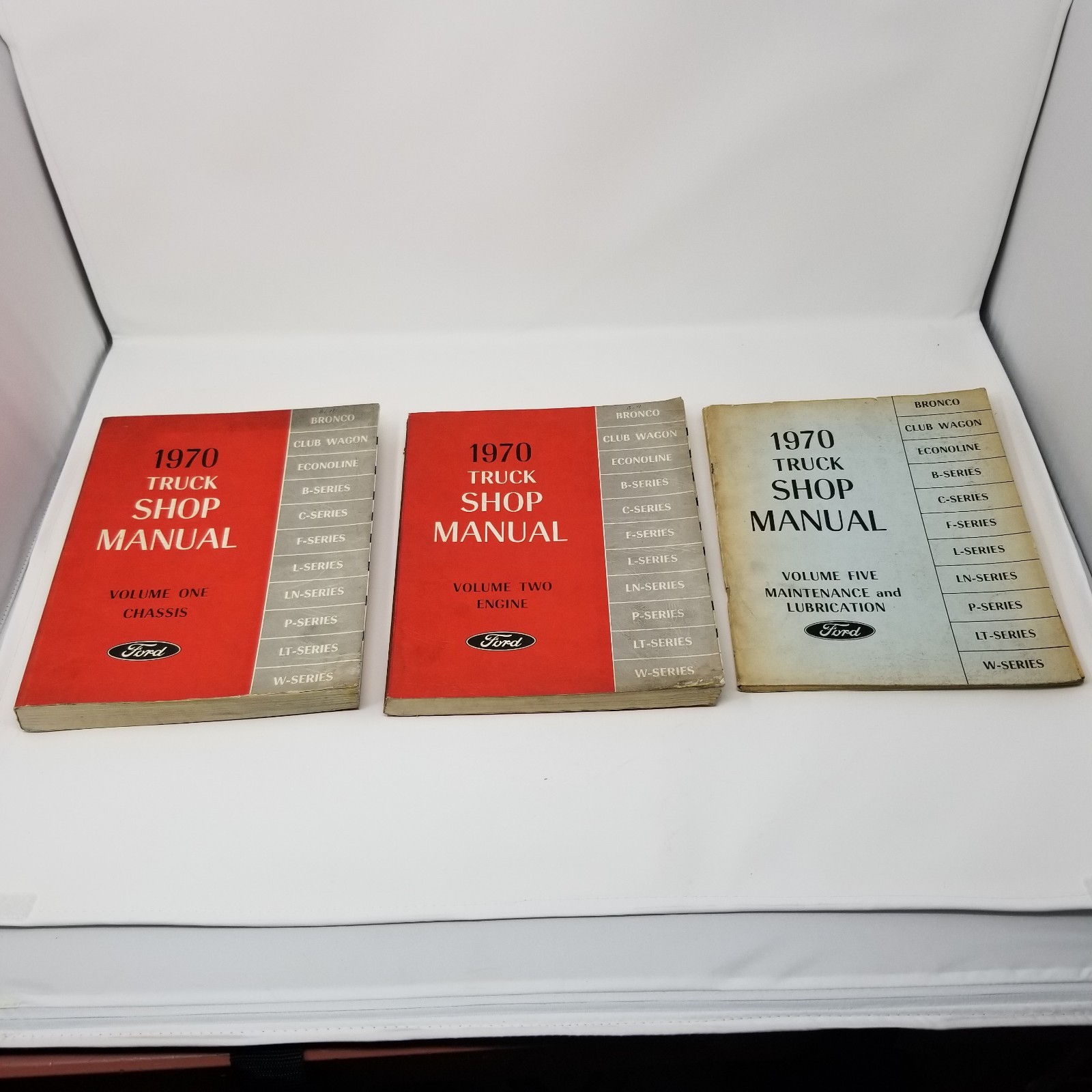 1970 Ford Truck Shop Manual Volumes 1, 2 & 5 Chassis Engine Maintenance Lubrica 1970 Ford Truck Shop Manual Volumes 1, 2 & 5 Chassis Engine Maintenance Lubrica
