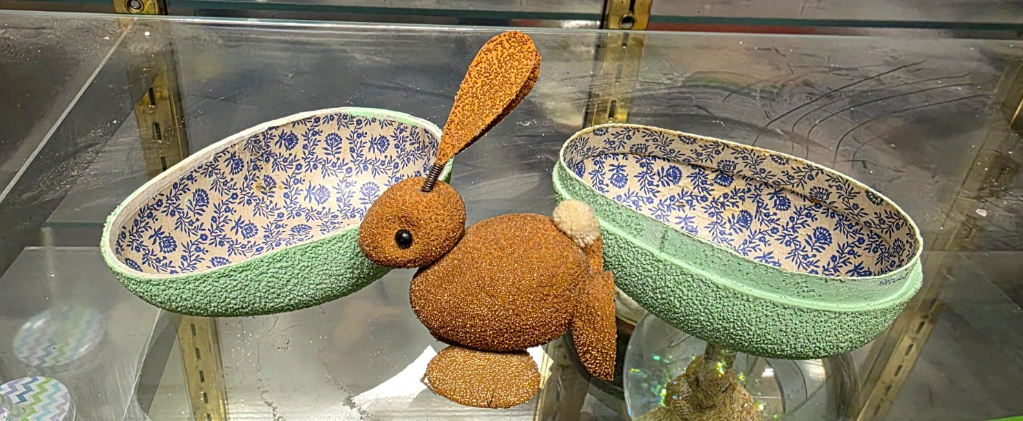 Vintage German Papier Mache Easter Egg Container Chintz Fabric Lining Foam Bunny Vintage German Papier Mache Easter Egg Container Chintz Fabric Lining Foam Bunny