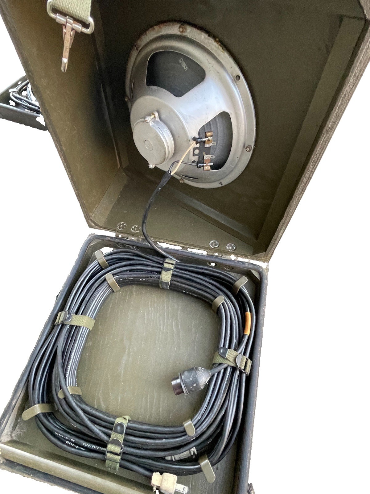 Vintage US Army Signal Corps LS-148A/U Military PA Speakers Pair Vietnam Era
