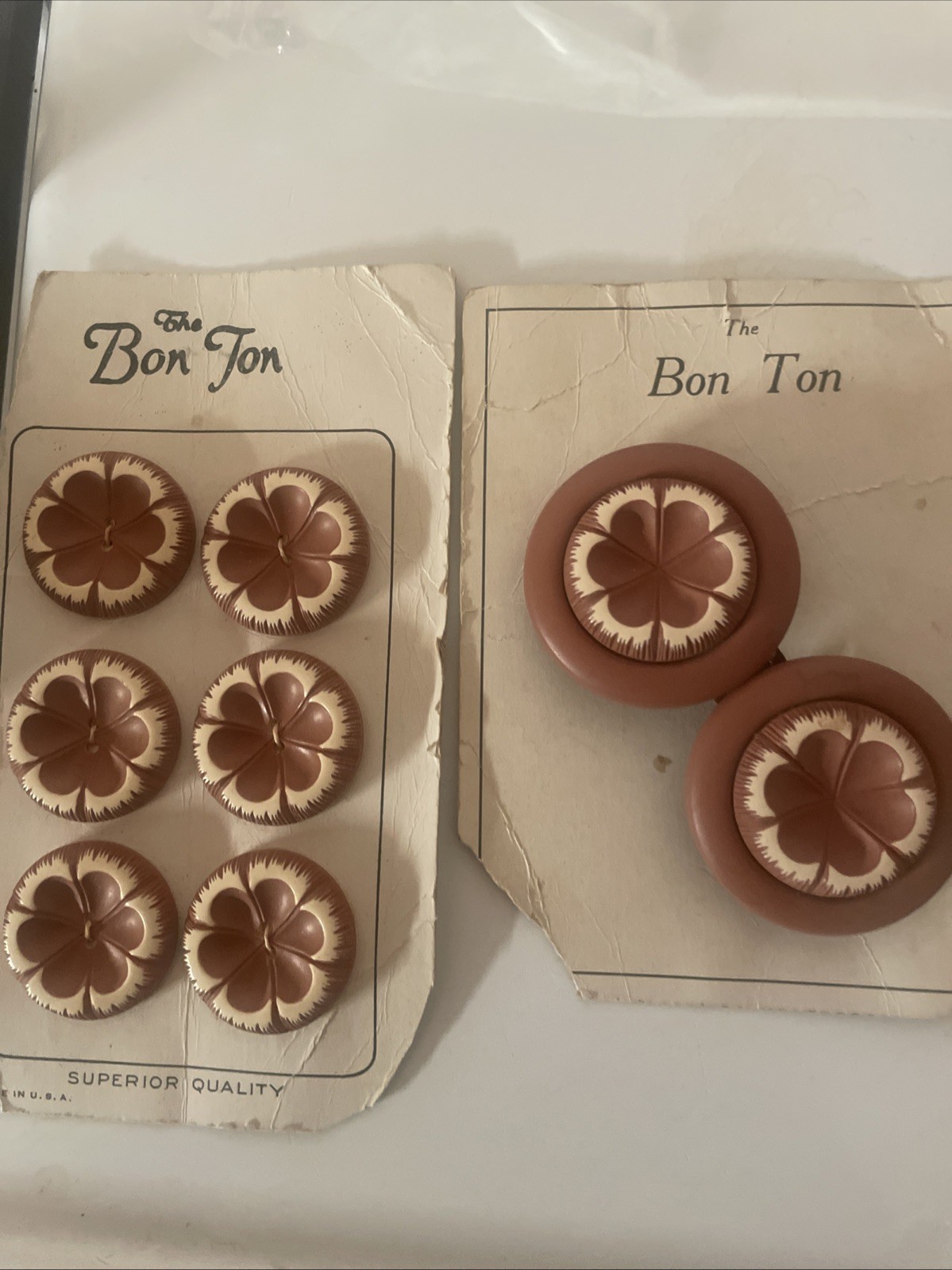 Vintage 1930s Bon Ton Celluloid Plastic Bon Ton Buttons On Cards Vintage 1930s Bon Ton Celluloid Plastic Bon Ton Buttons On Cards