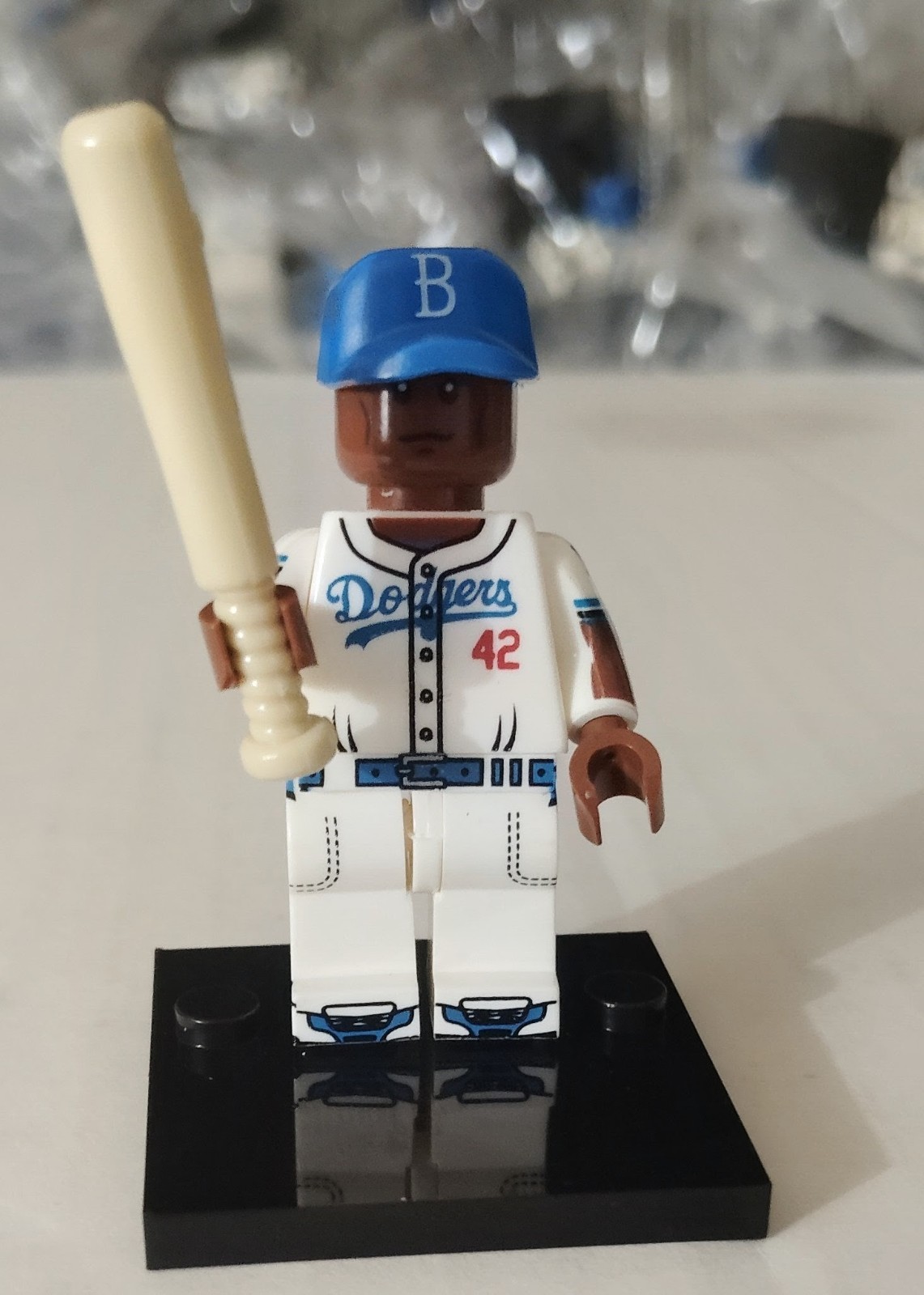 Jackie Robinson Brooklyn Dodgers #42 Baseball Mini Figure - New in bag sealed