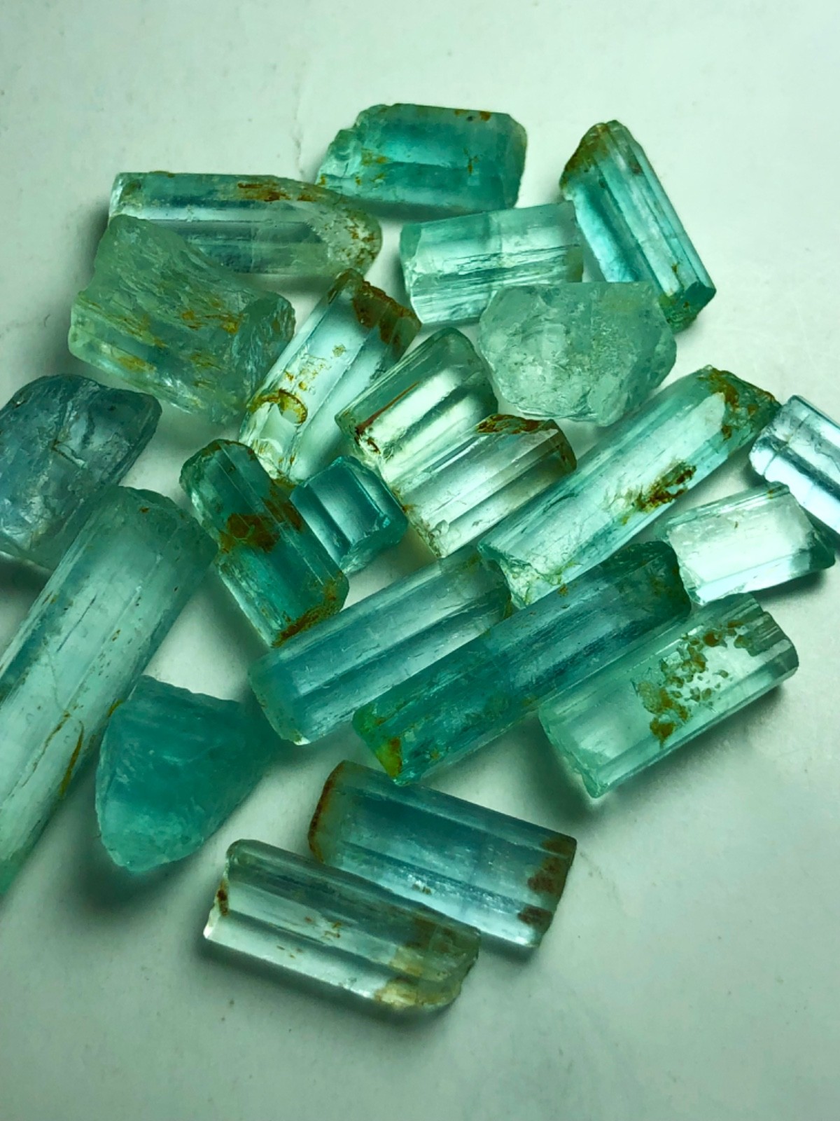 100Carat Mindblowing Rough Emerald Beryl Natural Unheated Facet Grade Quality @M 100Carat Mindblowing Rough Emerald Beryl Natural Unheated Facet Grade Quality @M