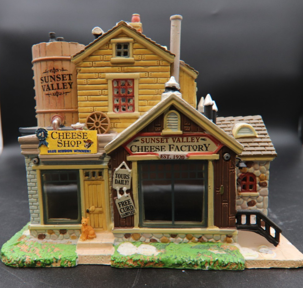 Lemax Sunset Valley Cheese Factory Lighted Christmas Village Building