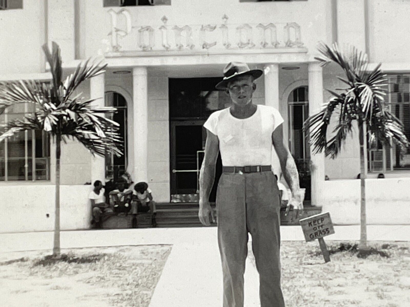 AZD Photo Handsome Man Hat Keep Off Grass Sign Hotel Poinicanan Entrance 1940\'s