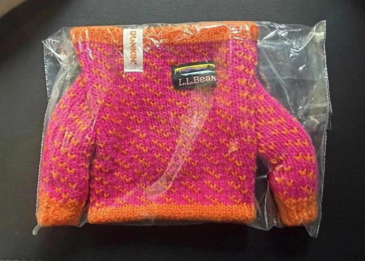 Dunkin x L.L.Bean Cup Sweater Sleeve 2026 Limited Edition Coffee Accessory Dunkin x L.L.Bean Cup Sweater Sleeve 2026 Limited Edition Coffee Accessory