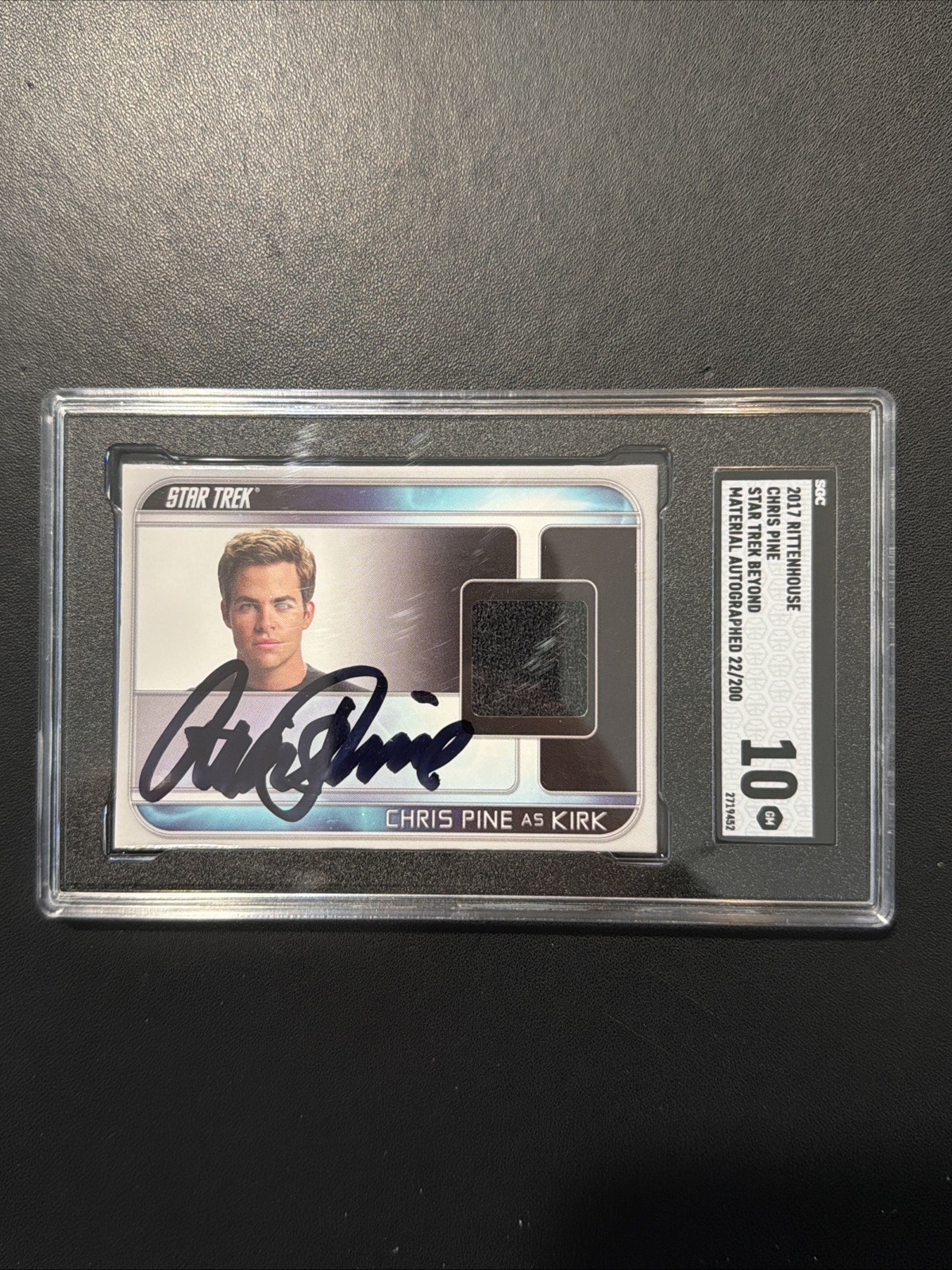 2017 Rittenhouse Star Trek Beyond Chris Pine Autograph Costume Material SGC 10 2017 Rittenhouse Star Trek Beyond Chris Pine Autograph Costume Material SGC 10