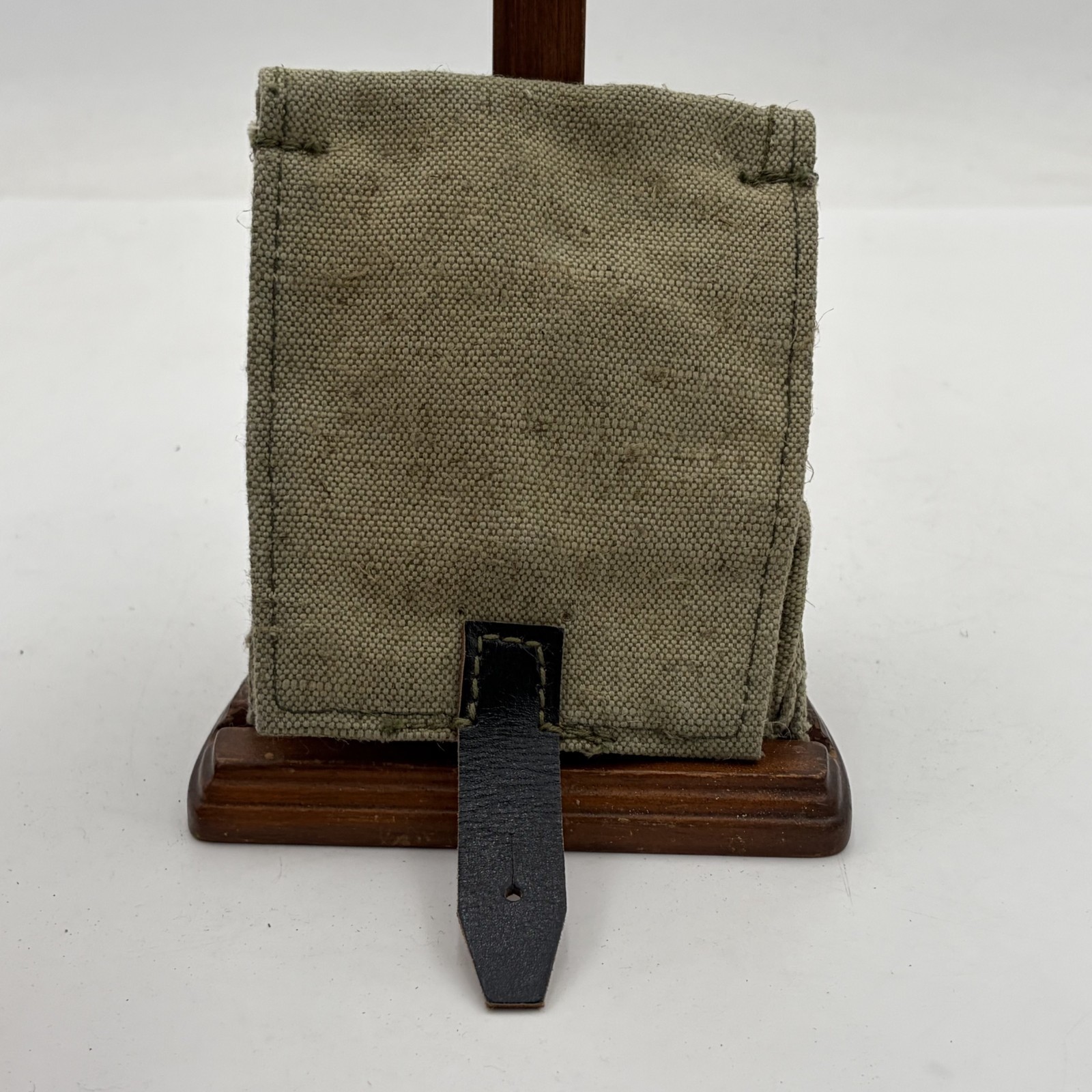 Soviet-era Style Army Vintage Canvas Grenade Pouch With Belt Loops Soviet-era Style Army Vintage Canvas Grenade Pouch With Belt Loops