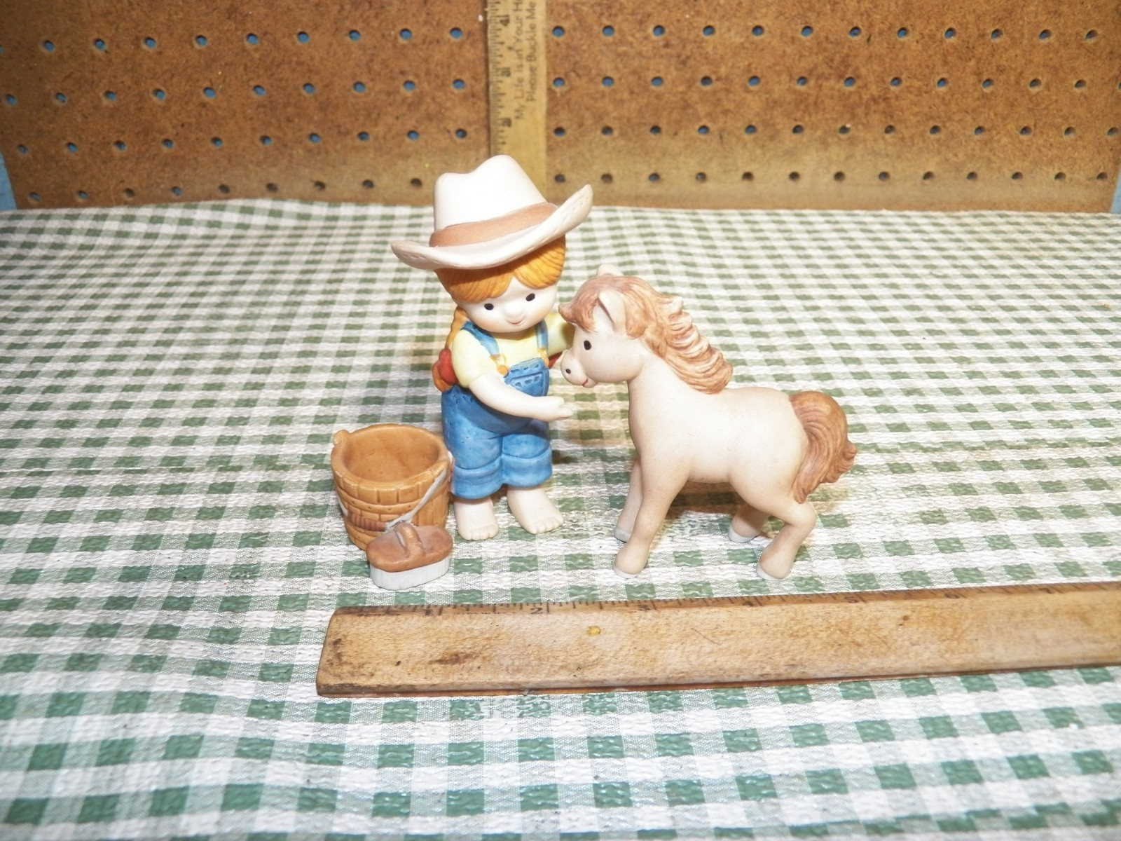 1983 ENESCO Country Cousins Figurine "Katie Washing a Pony" 1983 ENESCO Country Cousins Figurine "Katie Washing a Pony"