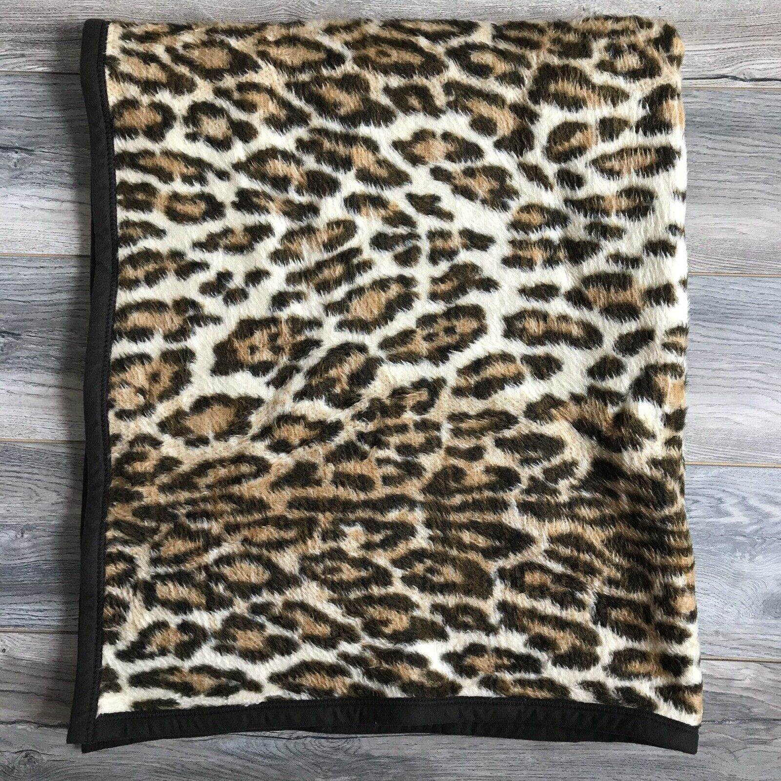 Biederlack Acrylic Throw Blanket Leopard Print Made in USA Plush Cheetah 50x60”