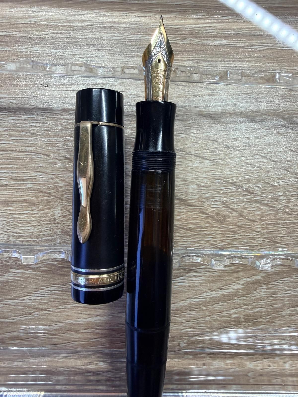 Montblanc 139 Fountain Pen, VG condition,Original nib,Telescopic piston
