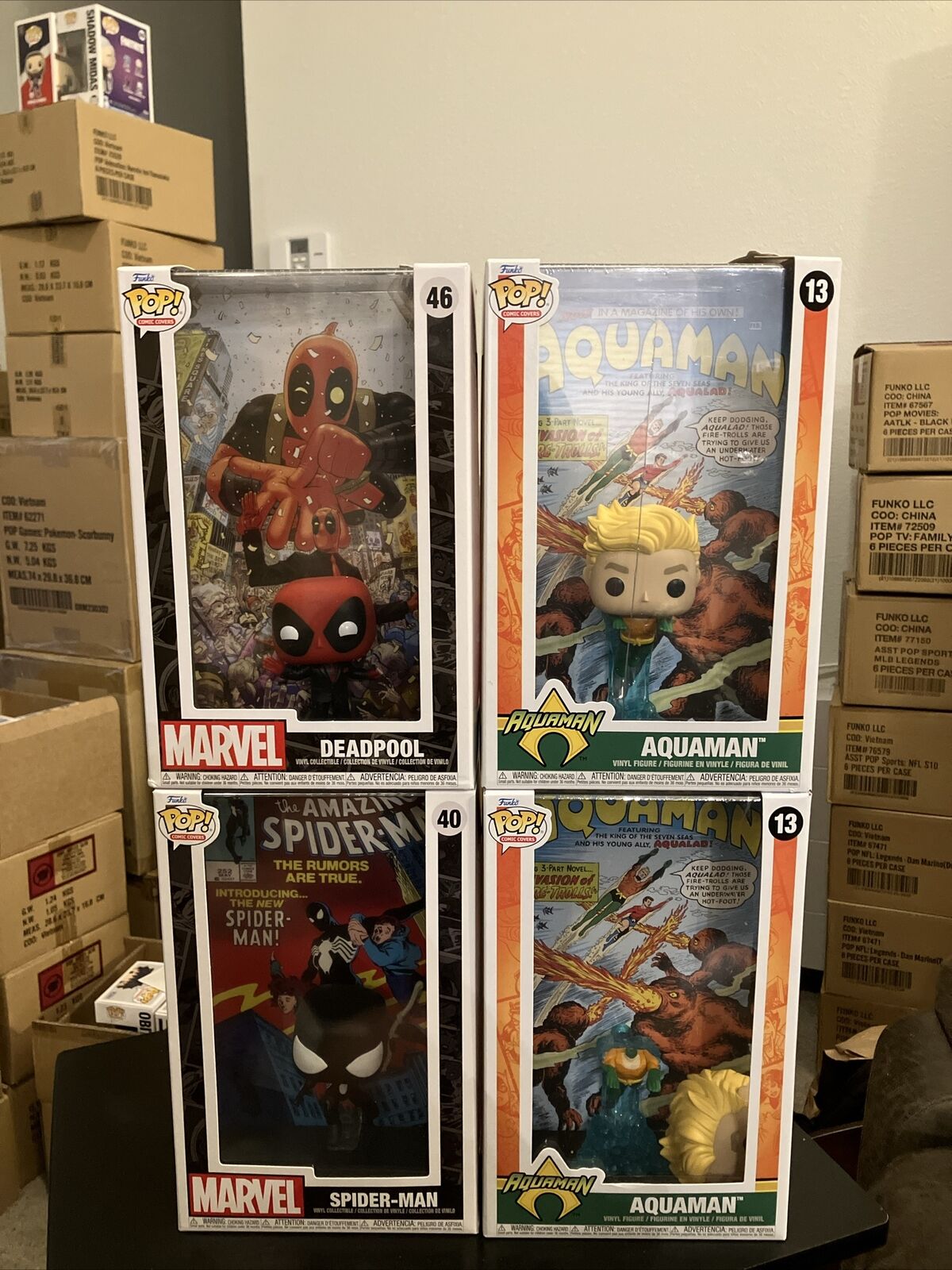 FUNKO POP Lot 1 (4) SPIDER-MAN+ 2 Damaged Aquaman + 1 Damaged Deadpool Covers