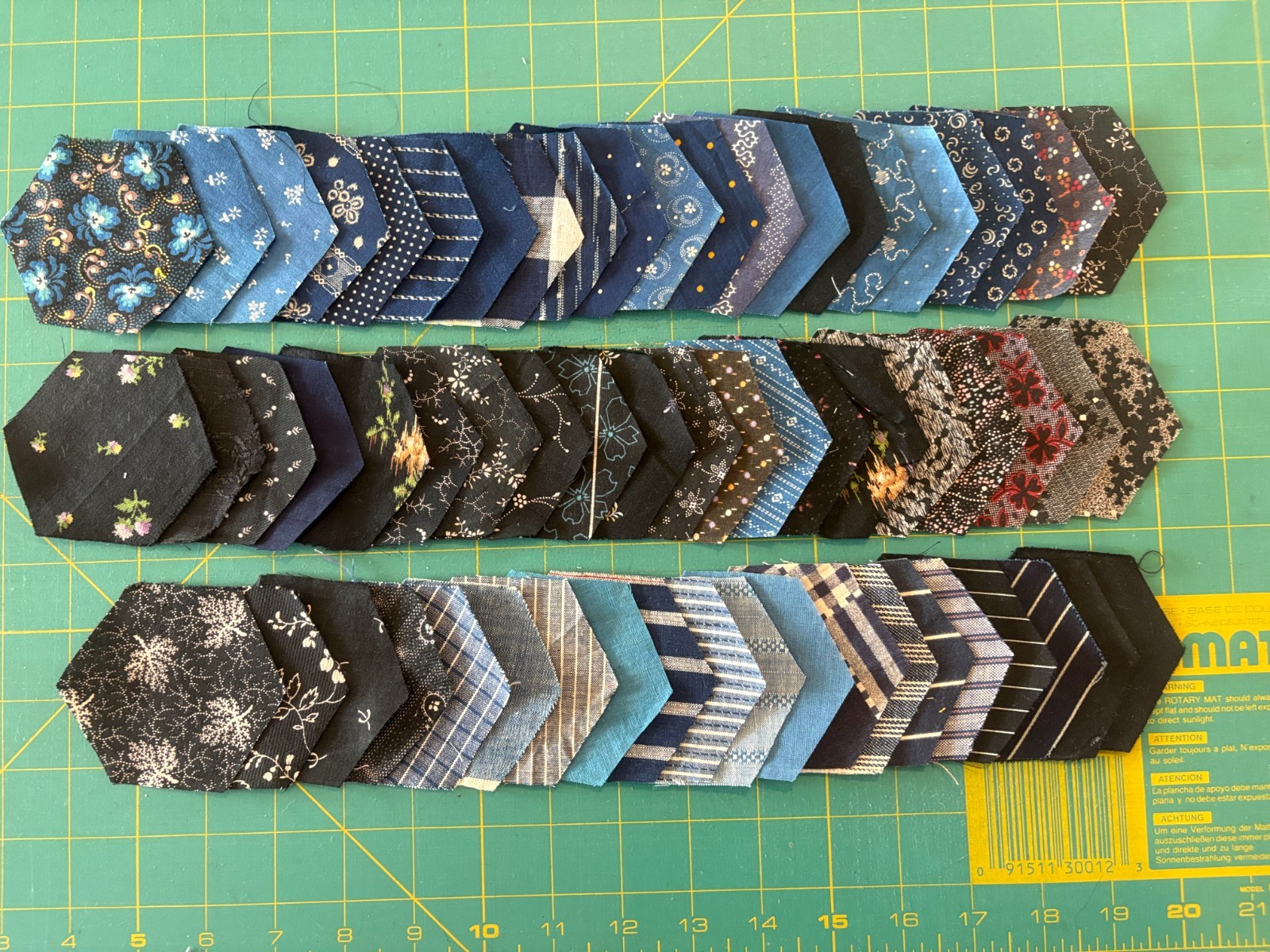 Lot of 60 Antique c1900 Pre-cut Hexagon Quilt Blocks Pieces Lot of 60 Antique c1900 Pre-cut Hexagon Quilt Blocks Pieces