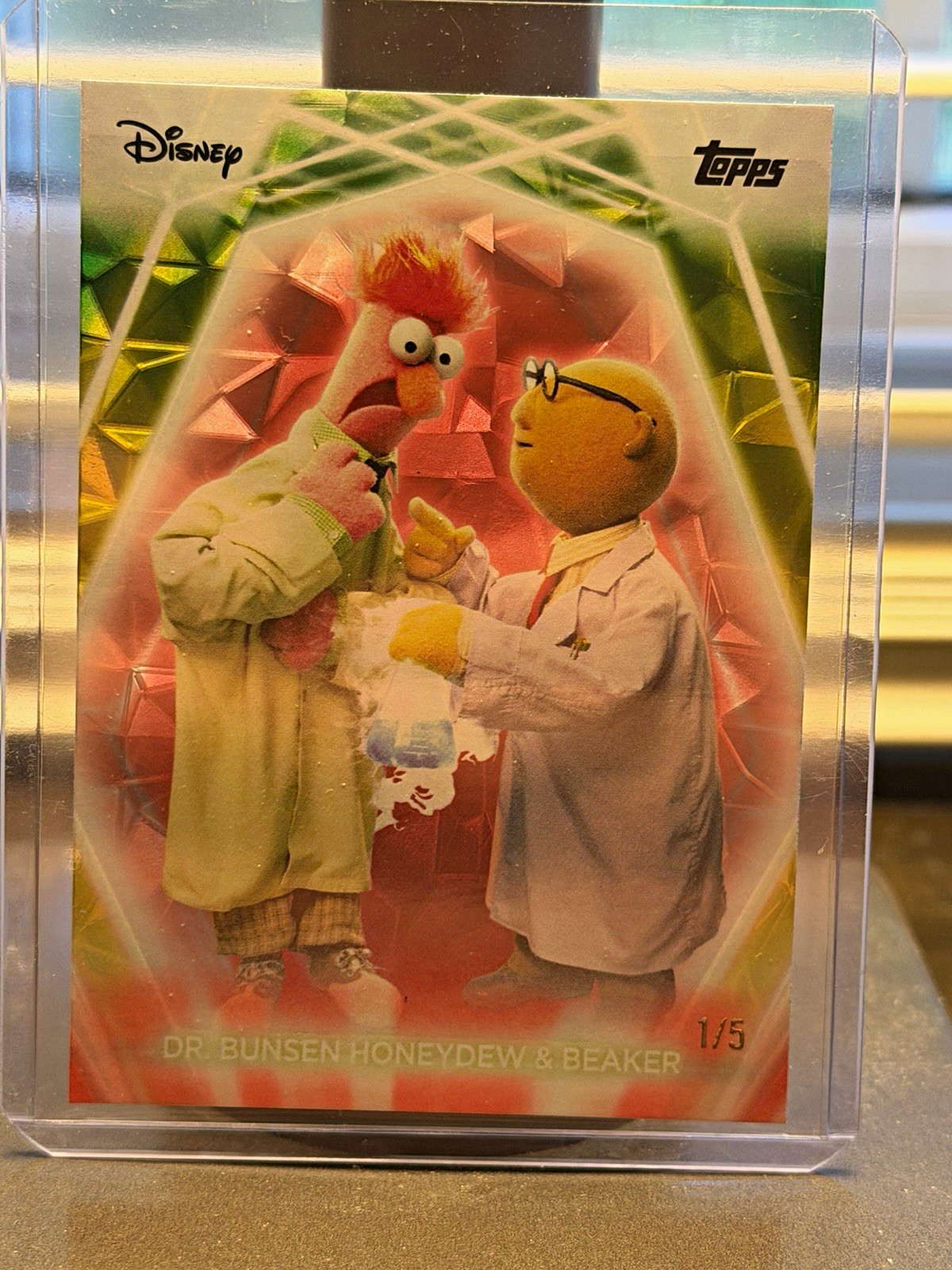 2026 Topps Disney Neon Dr Bunsen Honeydew & Beaker #193 RED DIAMANTE 1/5 SSP 2026 Topps Disney Neon Dr Bunsen Honeydew & Beaker #193 RED DIAMANTE 1/5 SSP
